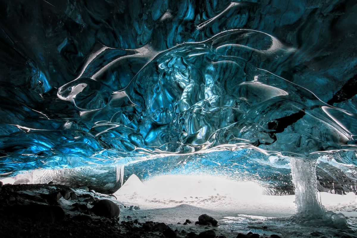 Northern icecaves photo