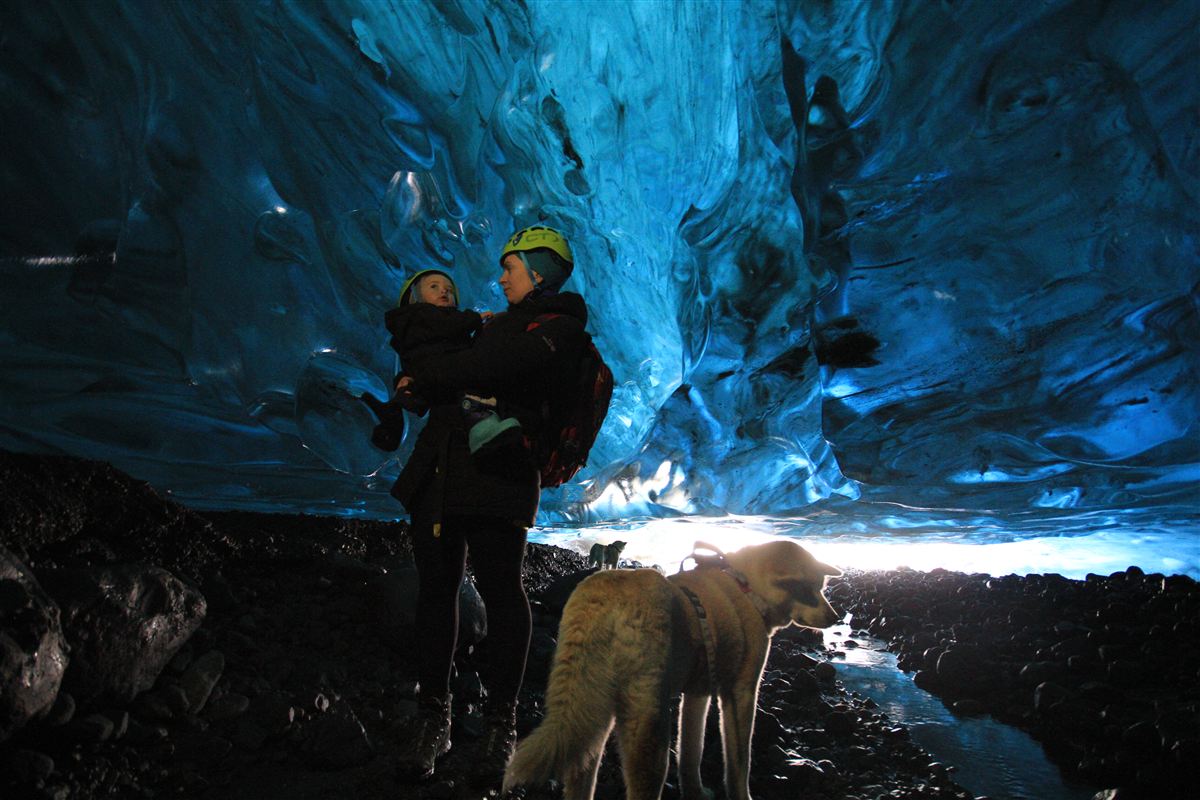 Northern icecaves photo
