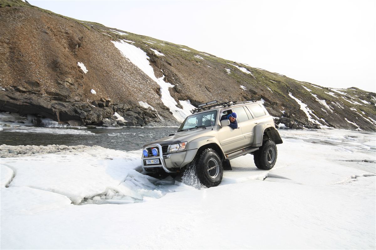 Northern motorized photo